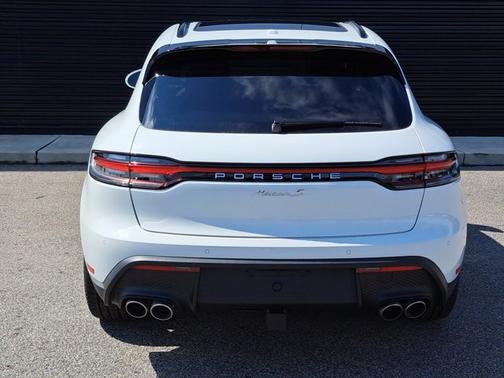 2025 Porsche Macan S