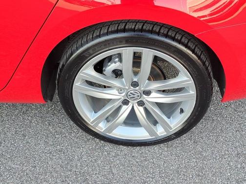 2015 Volkswagen Golf SportWagen TDI SEL