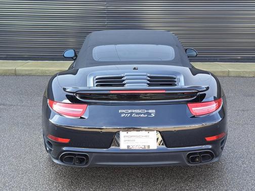 2015 Porsche 911 Turbo S