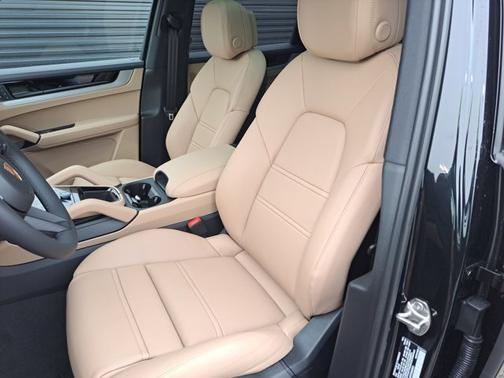 2026 Porsche Cayenne 