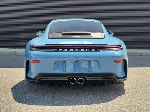 Paint to Sample: Nashyblue 2026 Porsche 911 GT3 w/Touring Package