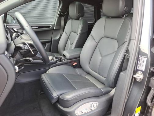 2023 Porsche Macan 4DR AWD