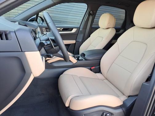 2026 Porsche Cayenne 