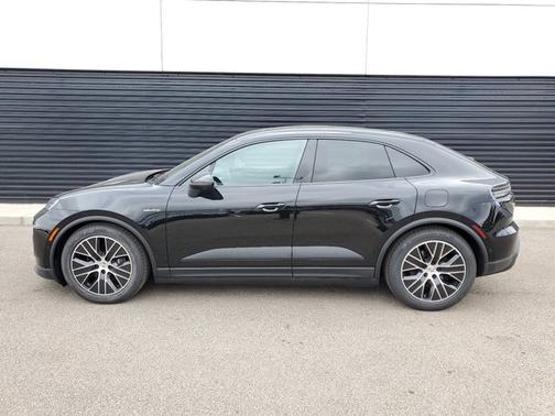 2025 Porsche Macan Electric Electric 4