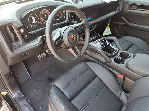 2026 Porsche Cayenne GTS