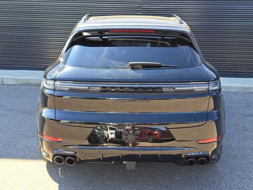2026 Porsche Cayenne GTS