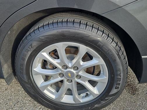 Nightfall Gray Metallic 2018 Chevrolet Equinox LS