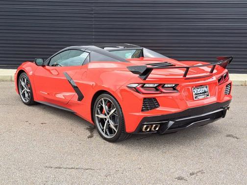 2023 Chevrolet Corvette 2LT