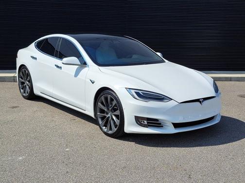 2021 Tesla Model S Long Range