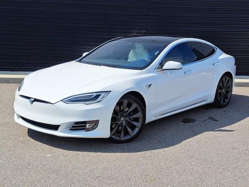 2021 Tesla Model S Long Range