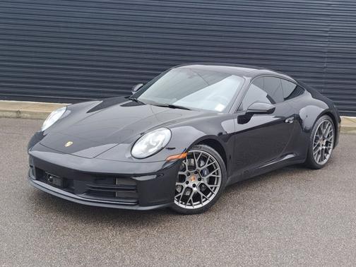 2025 Porsche 911 Carrera