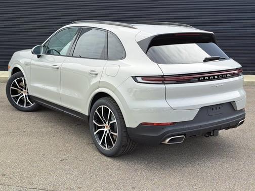 2026 Porsche Cayenne E-Hybrid