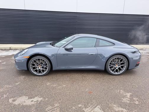 2026 Porsche 911 Carrera