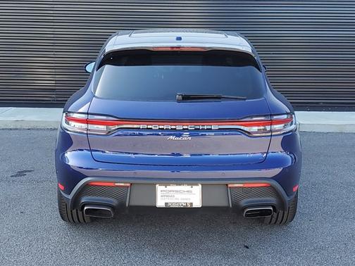 2022 Porsche Macan 4DR AWD