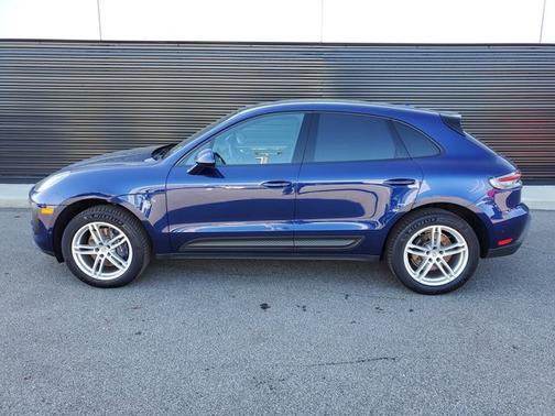 2022 Porsche Macan 4DR AWD