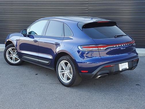 2022 Porsche Macan 4DR AWD