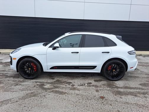 2022 Porsche Macan GTS