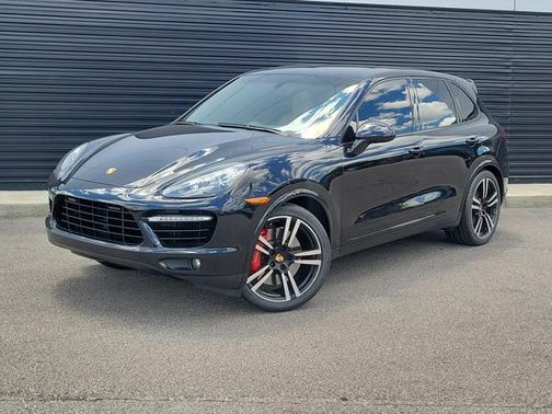 Jet Black Metallic 2014 Porsche Cayenne Turbo