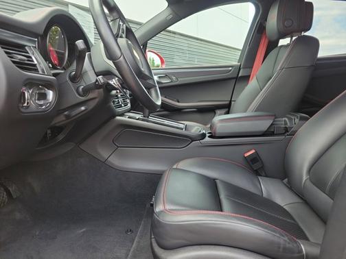 Carmine Red 2024 Porsche Macan GTS
