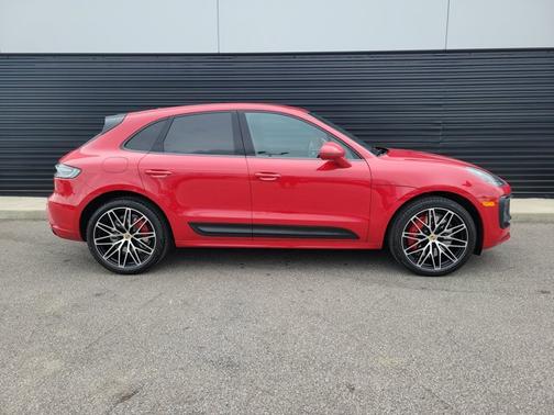 Carmine Red 2024 Porsche Macan GTS
