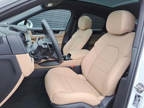 2026 Porsche Cayenne 