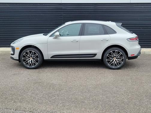 Chalk 2026 Porsche Macan