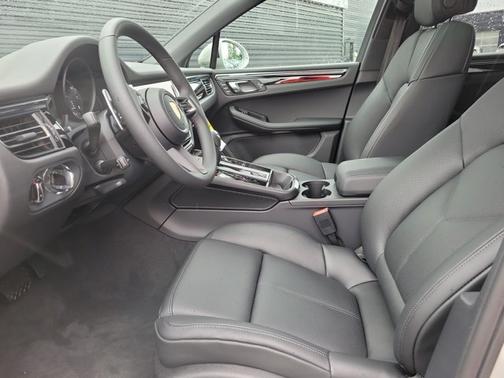 Chalk 2026 Porsche Macan