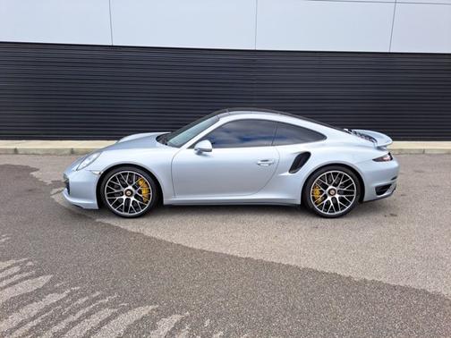 2014 Porsche 911 Turbo S