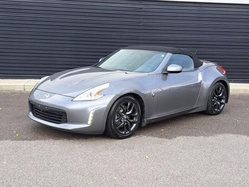 2017 Nissan 370Z Touring