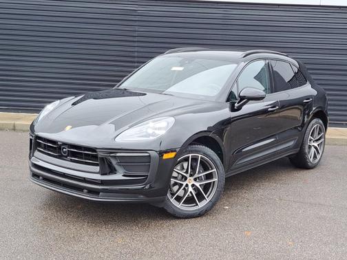 2026 Porsche Macan 