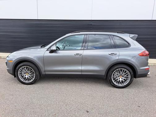 2018 Porsche Cayenne S