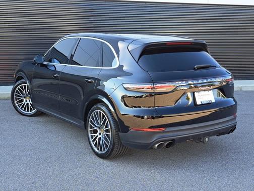 2020 Porsche Cayenne S