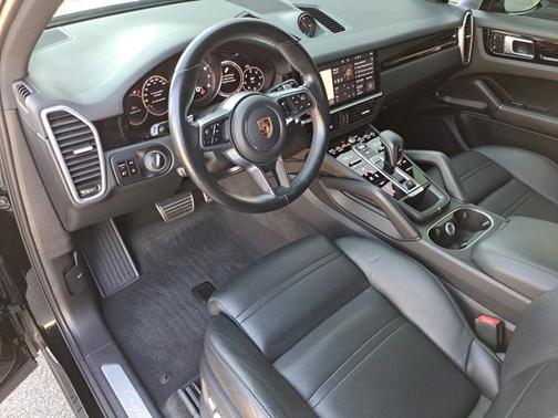 2020 Porsche Cayenne S