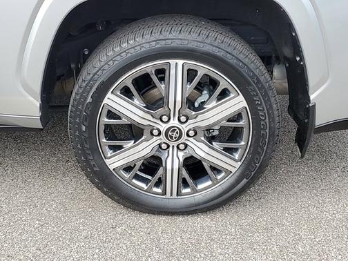2023 Toyota Sequoia Capstone
