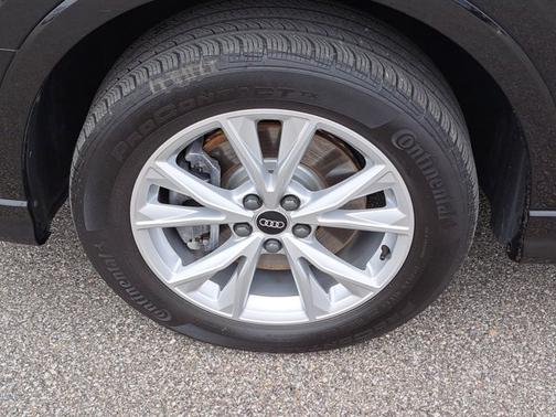 2022 Audi Q3 S line Premium Plus