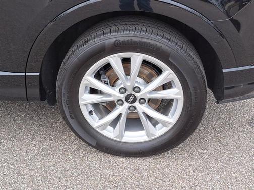 2022 Audi Q3 S line Premium Plus