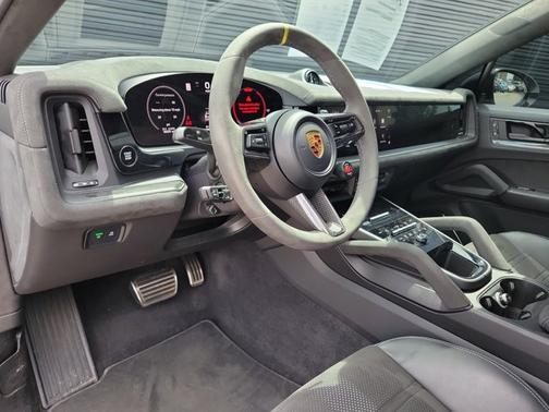 White 2024 Porsche Cayenne Turbo GT