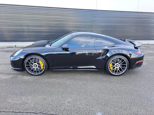 2019 Porsche 911 Turbo S