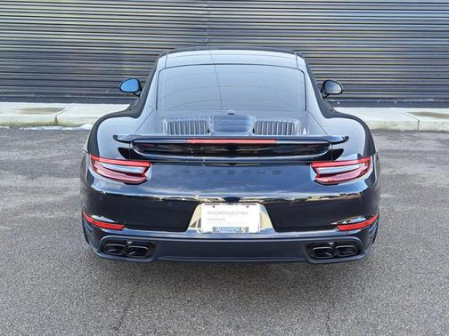 2019 Porsche 911 Turbo S