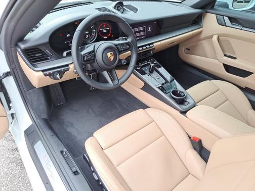 2024 Porsche 911 4S