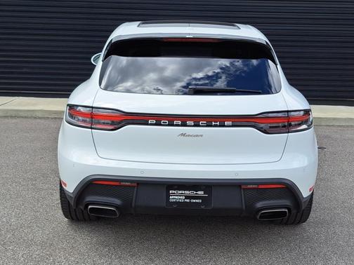 2022 Porsche Macan 4DR AWD