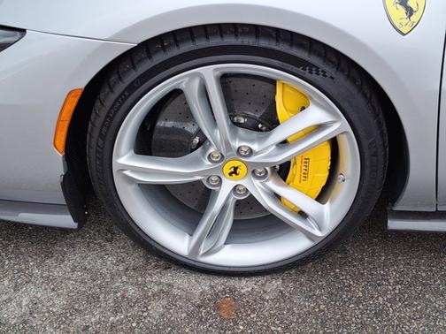 2024 Ferrari 296 GTS 2DR CONV