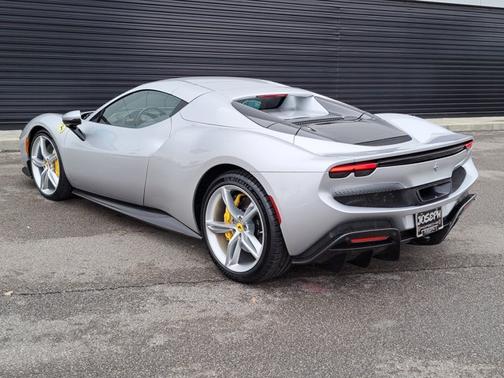 2024 Ferrari 296 GTS 2DR CONV