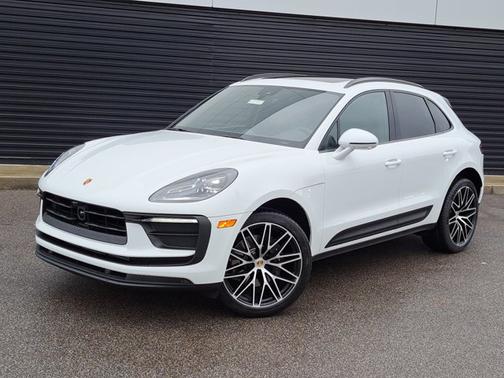 2026 Porsche Macan 