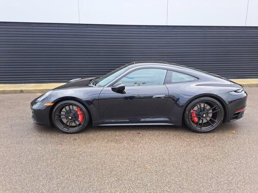 2024 Porsche 911 Carrera GTS