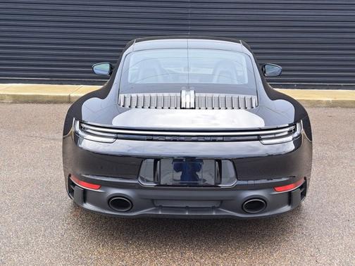 2024 Porsche 911 Carrera GTS