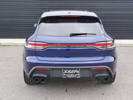 2025 Porsche Macan 