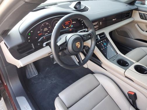 2022 Porsche Taycan 4S