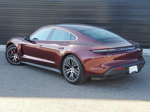 2022 Porsche Taycan 4S