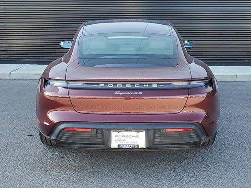 2022 Porsche Taycan 4S